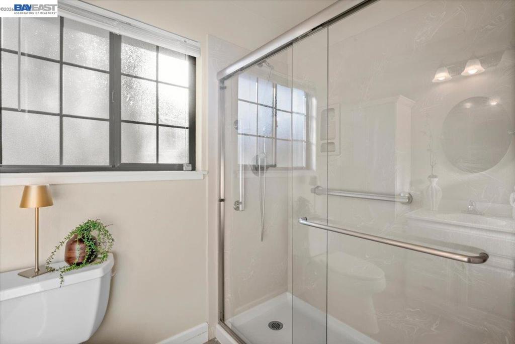 1327 Columbus Ave Property Photo 34