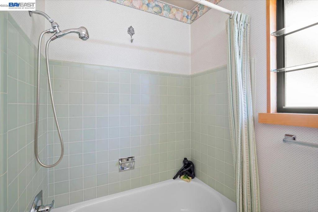 1327 Columbus Ave Property Photo 41
