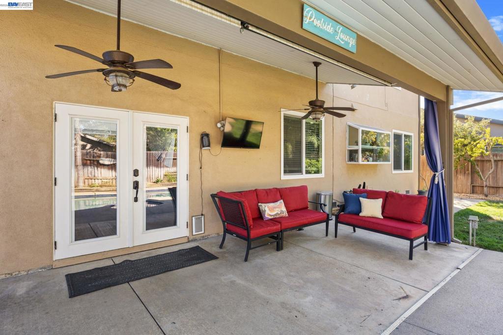 9852 Vista Grande Way Property Photo 36