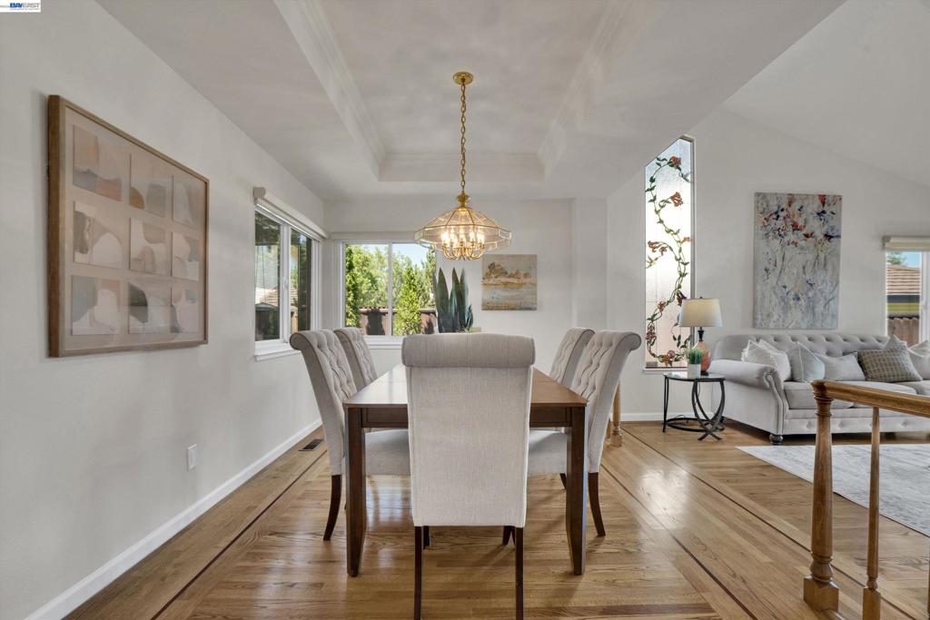 5805 San Carlos Way Property Photo 8