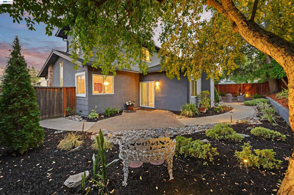 5805 San Carlos Way Property Photo 27