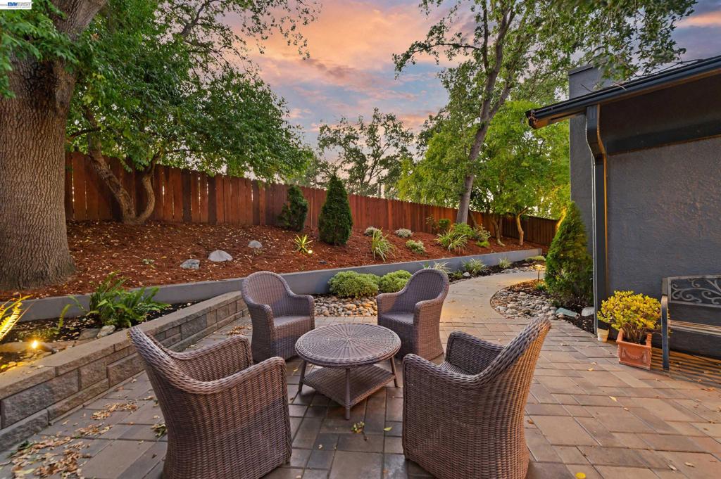 5805 San Carlos Way Property Photo 30