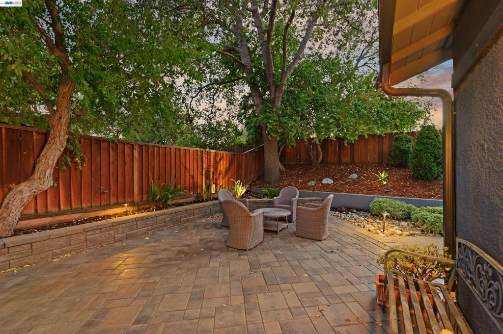 5805 San Carlos Way Property Photo 31