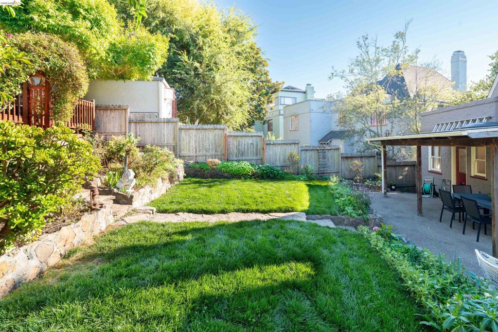 1101 Amador Ave Property Photo 25