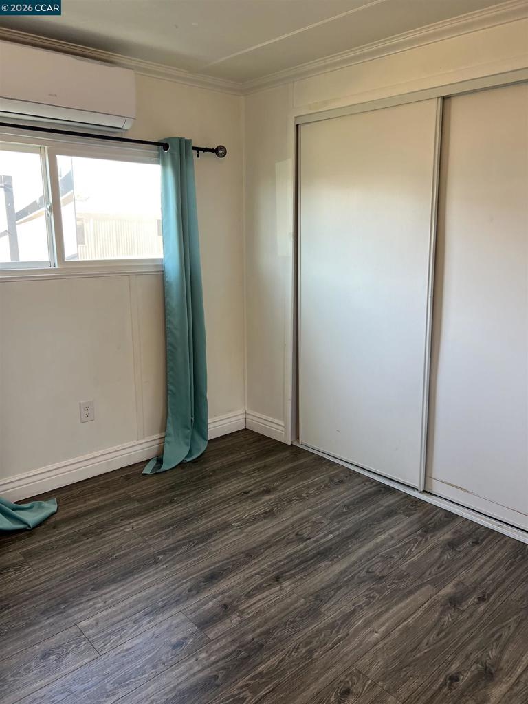3505 Gateway Road Property Photo 12