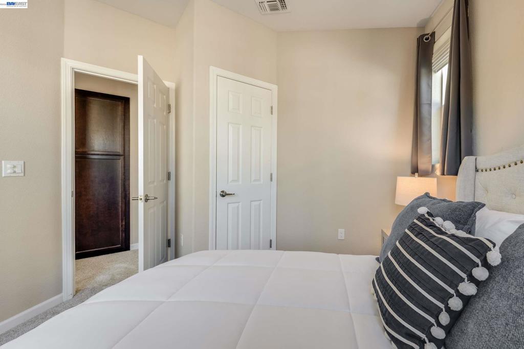 2749 Pismo Terrace Property Photo 25