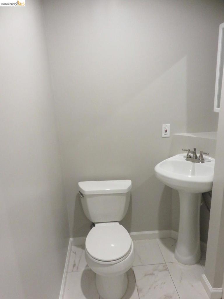 325 Kitty Hawk Rd 304 Property Photo 26