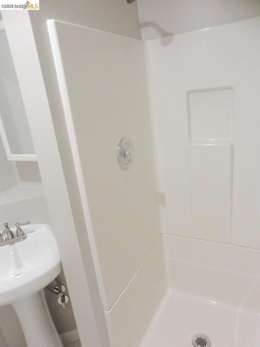 325 Kitty Hawk Rd 304 Property Photo 27