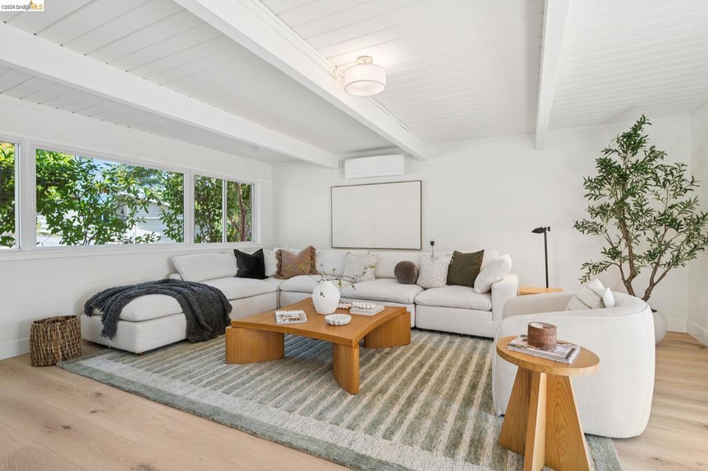 1321 Sunset Loop Property Photo 14