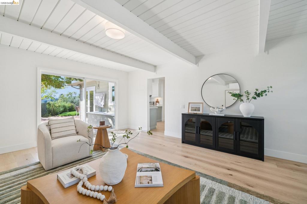 1321 Sunset Loop Property Photo 16