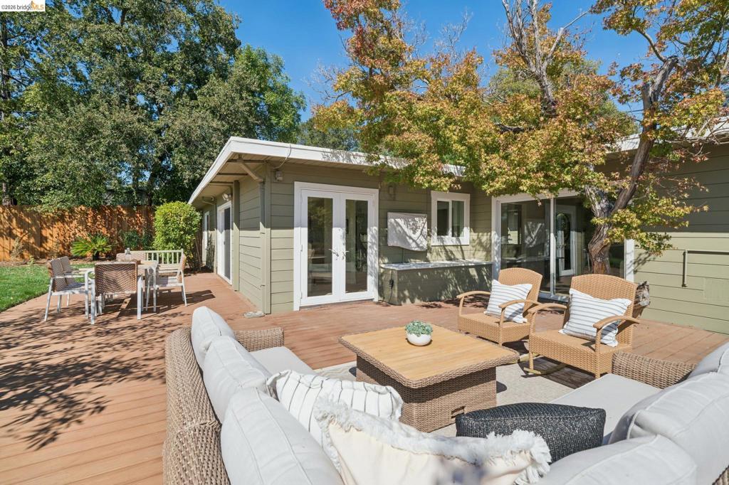 1321 Sunset Loop Property Photo 36