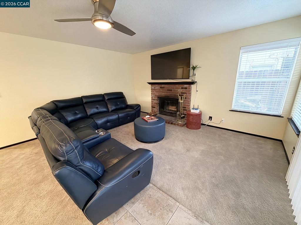 8800 Crusheen Way Property Photo 10