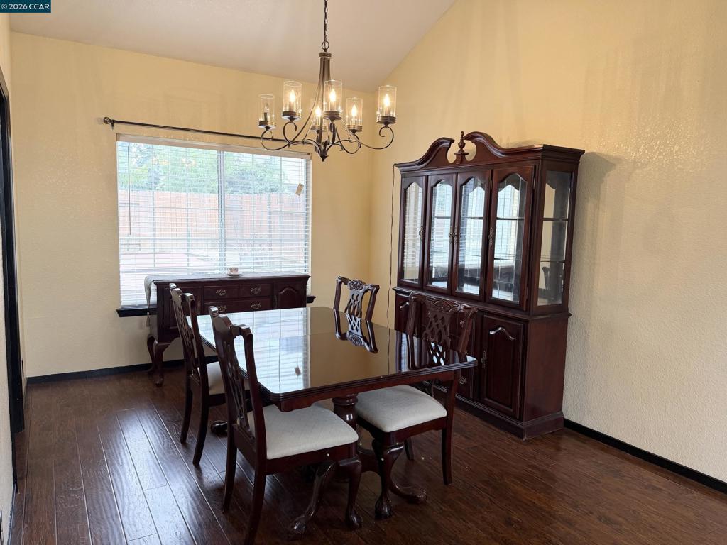 8800 Crusheen Way Property Photo 14