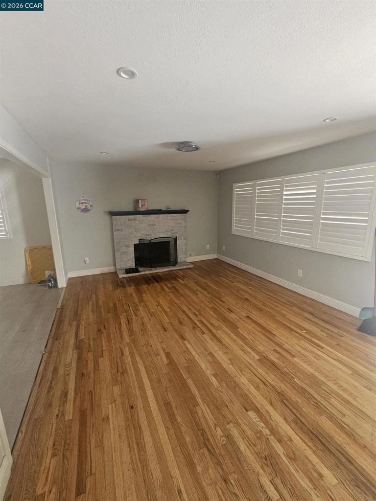 701 Dundee Way Property Photo 6
