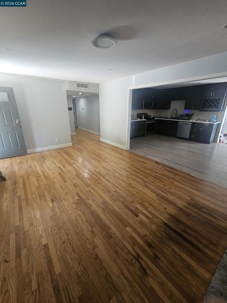 701 Dundee Way Property Photo 7