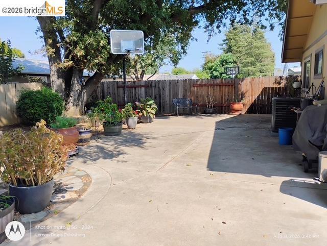 8805 Kelsey Dr Property Photo 20