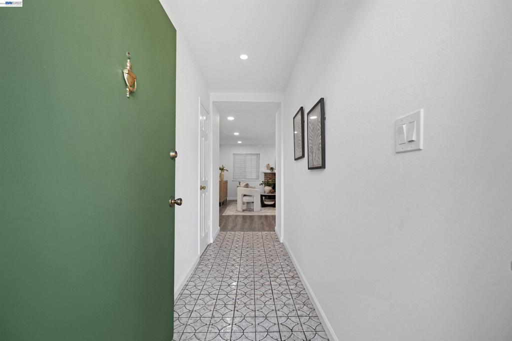 25825 Belhaven St Property Photo 13