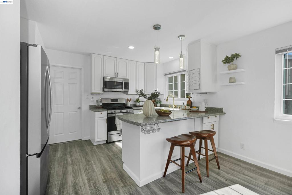25825 Belhaven St Property Photo 23