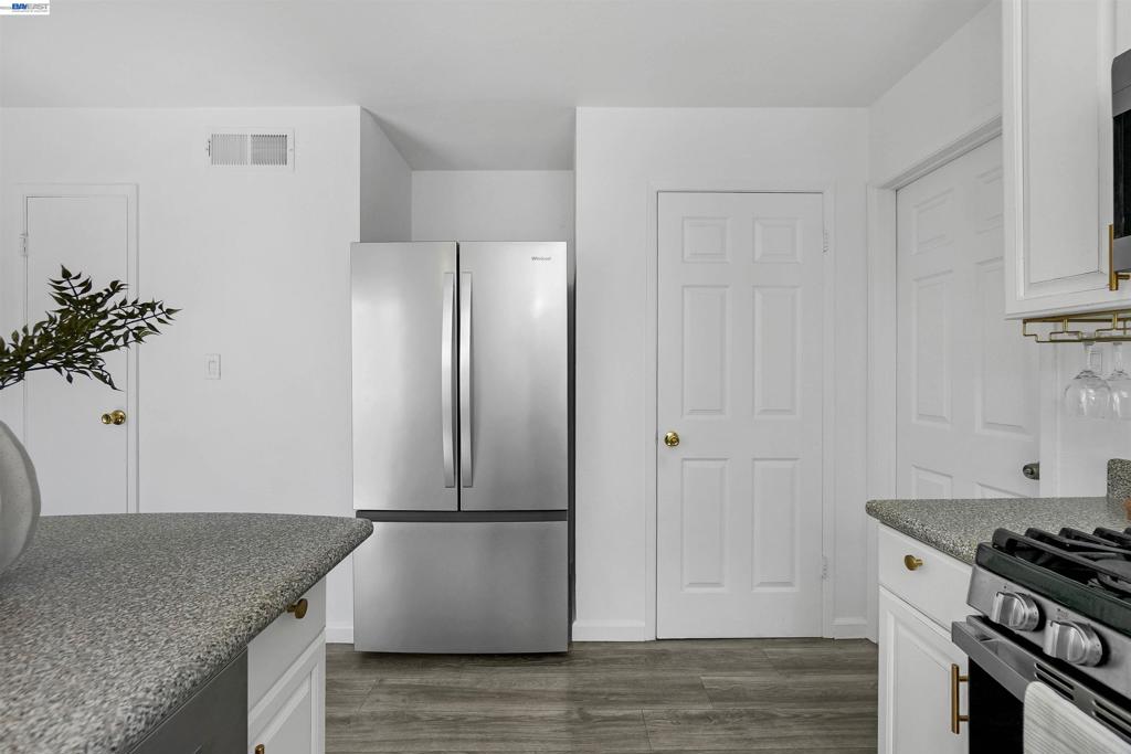 25825 Belhaven St Property Photo 27