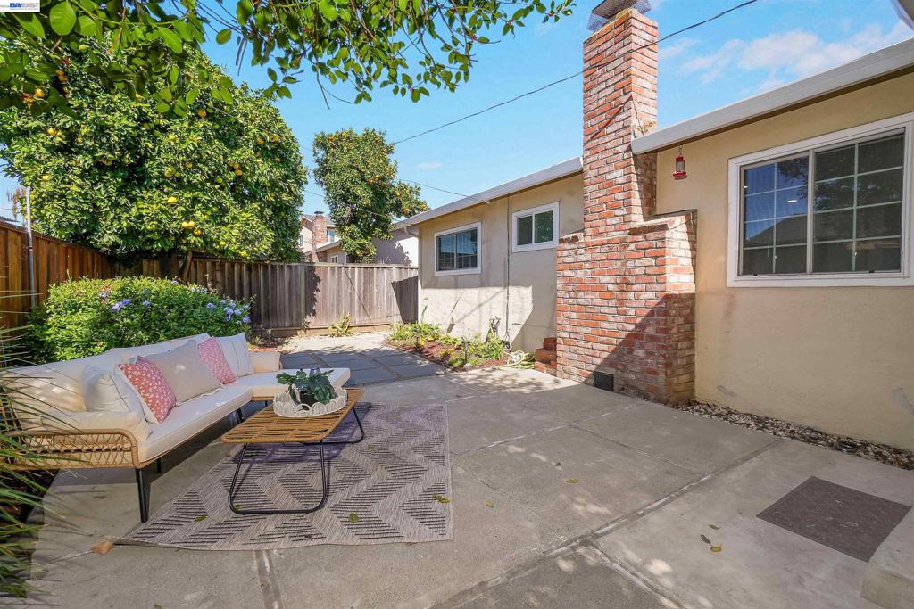 25825 Belhaven St Property Photo 42