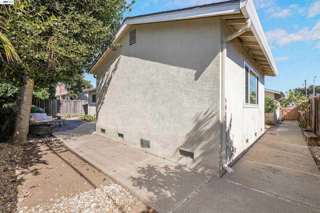 25825 Belhaven St Property Photo 45