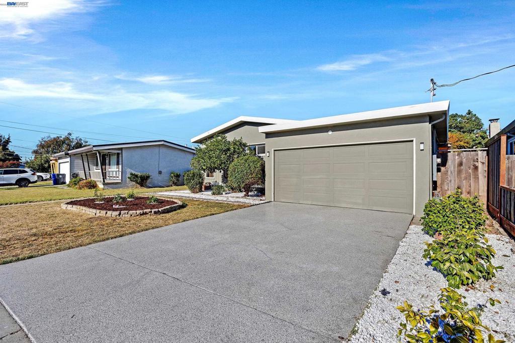 16066 Via Walter Property Photo 2