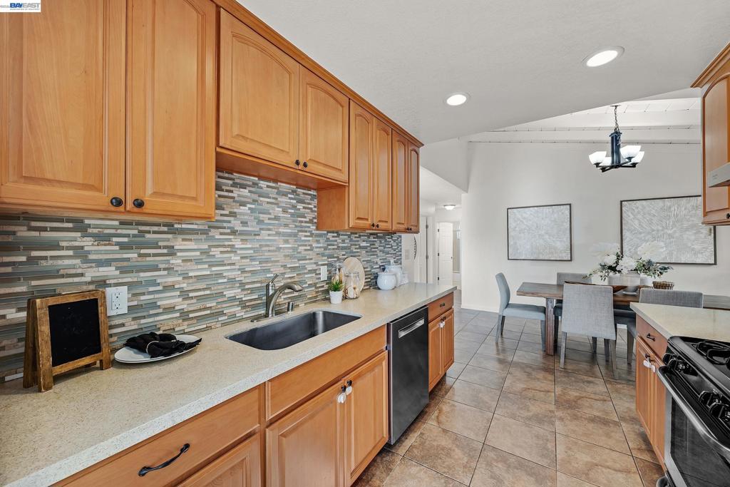 16066 Via Walter Property Photo 17