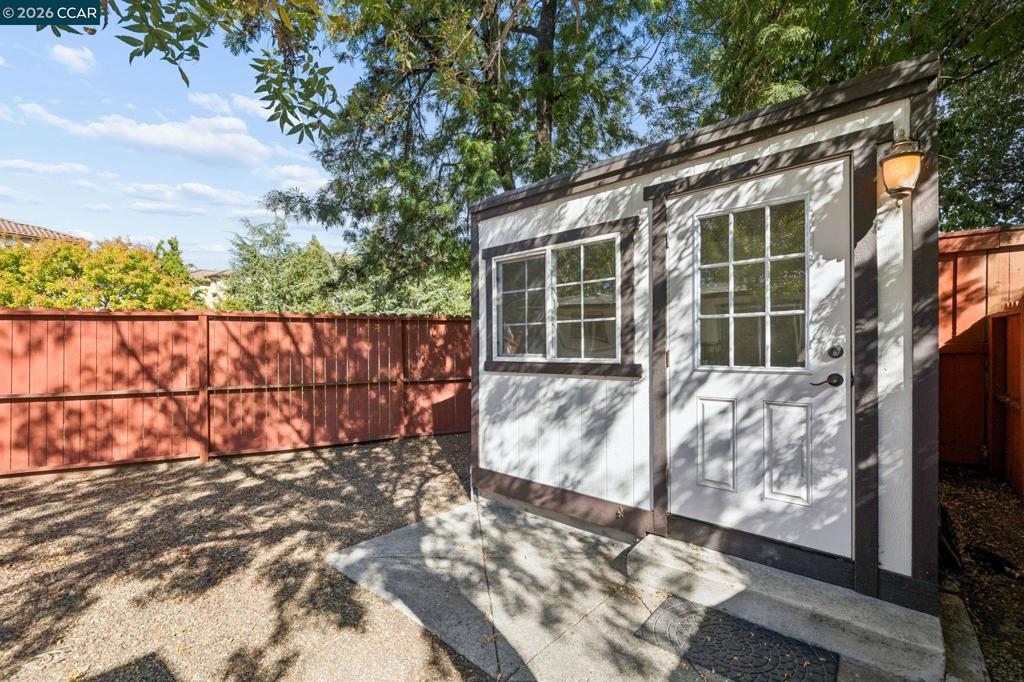 2759 Warner Ln (3 Sfr Homes) Property Photo 45