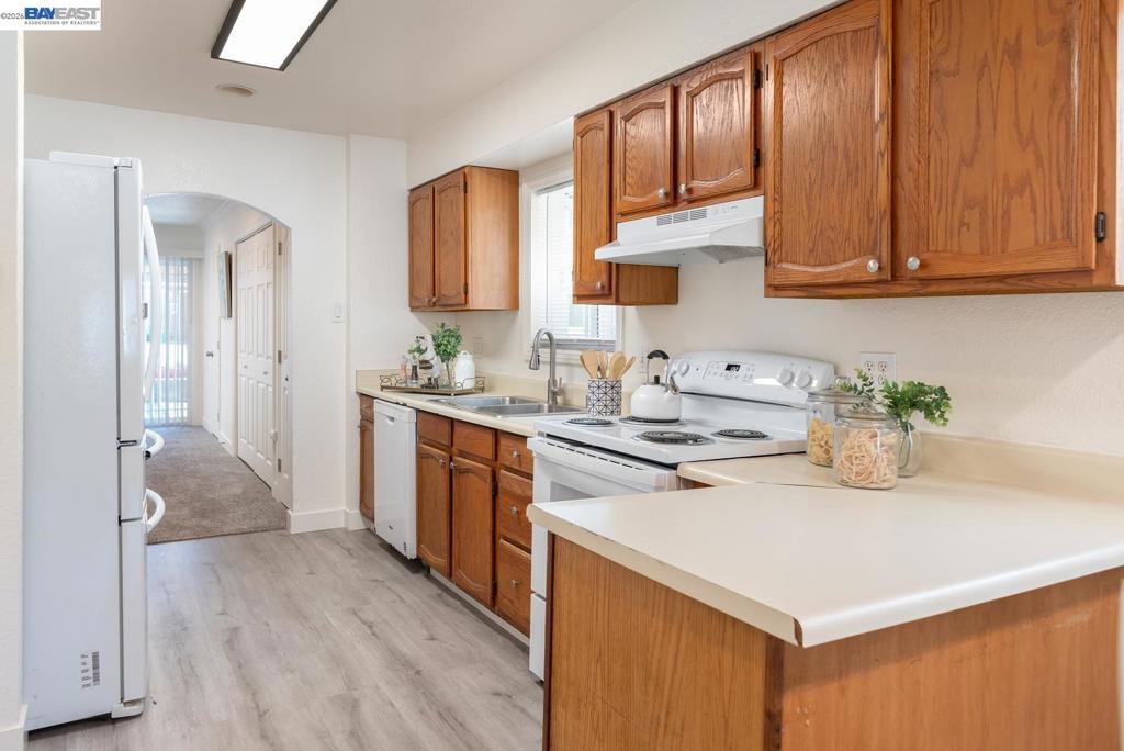 41150602 Property Photo 11