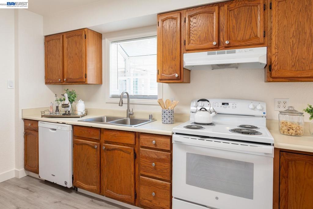 41150602 Property Photo 13
