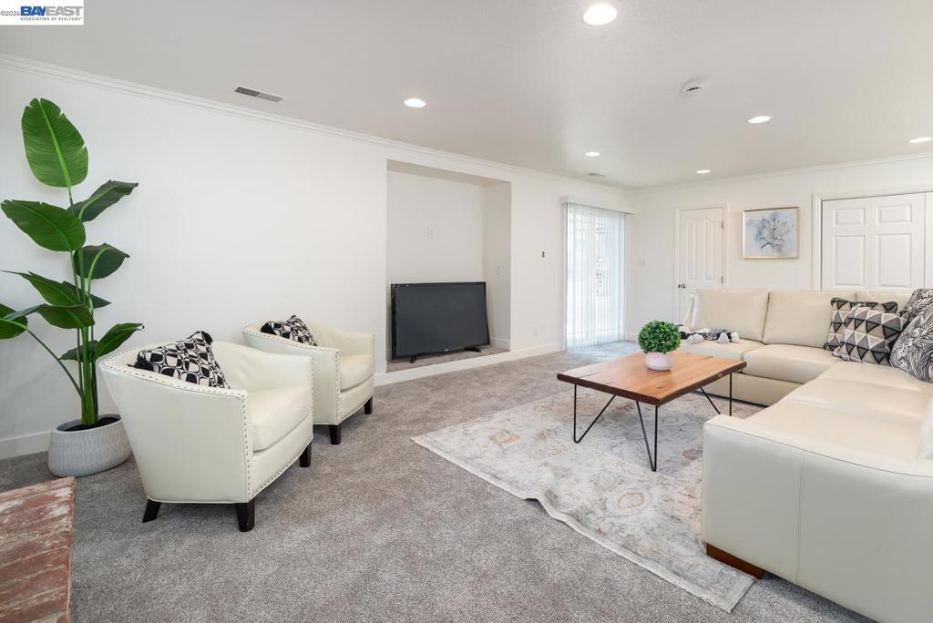41150602 Property Photo 16