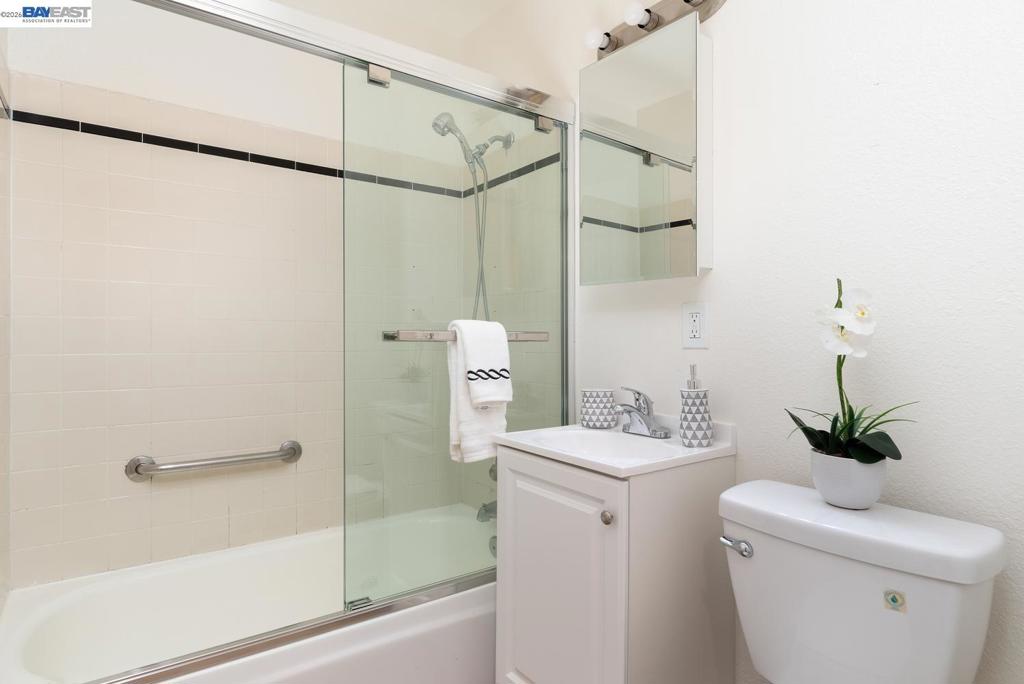 41150602 Property Photo 27