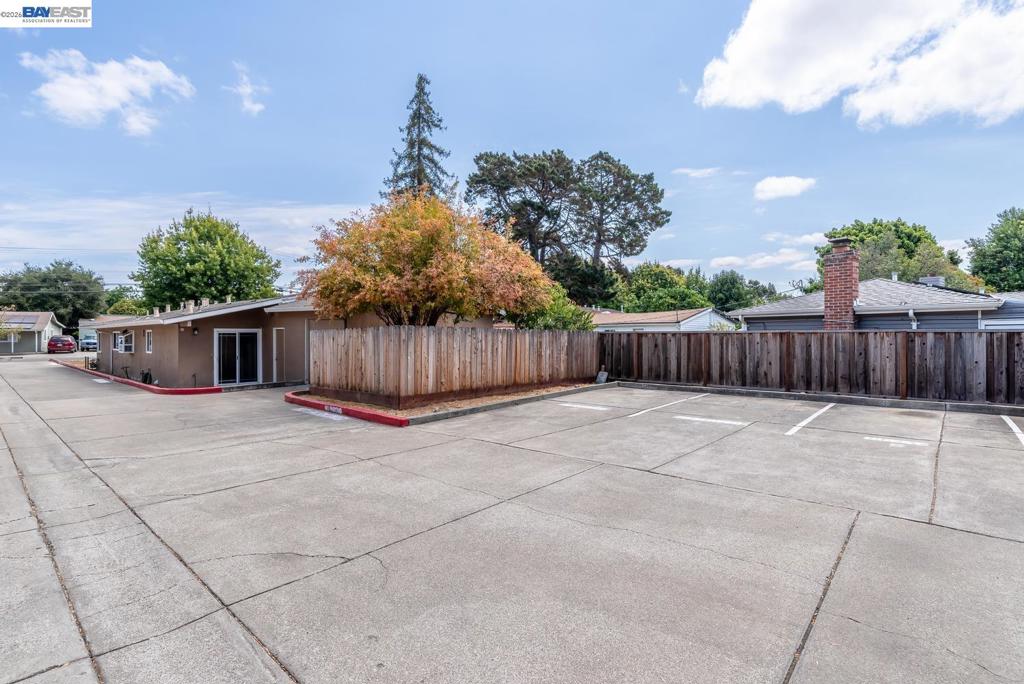 41150602 Property Photo 33
