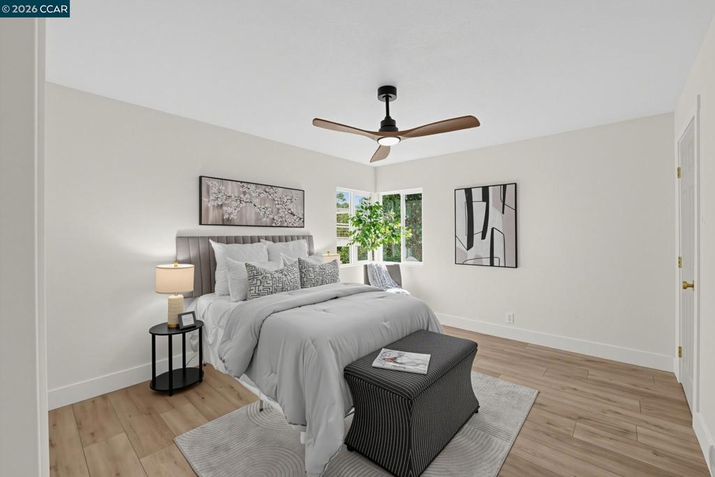 9421 Castlewood Street Property Photo 16