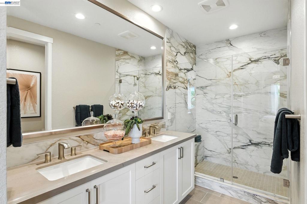 4744 Las Positas Road Property Photo 24