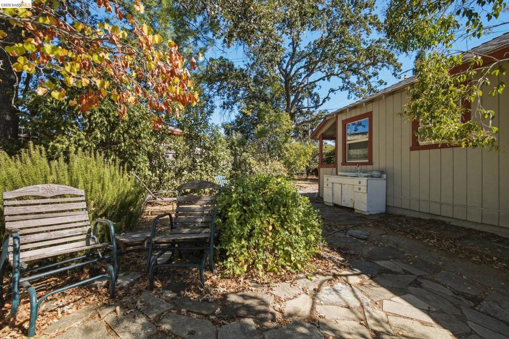 73 Dogtown Rd Property Photo 18