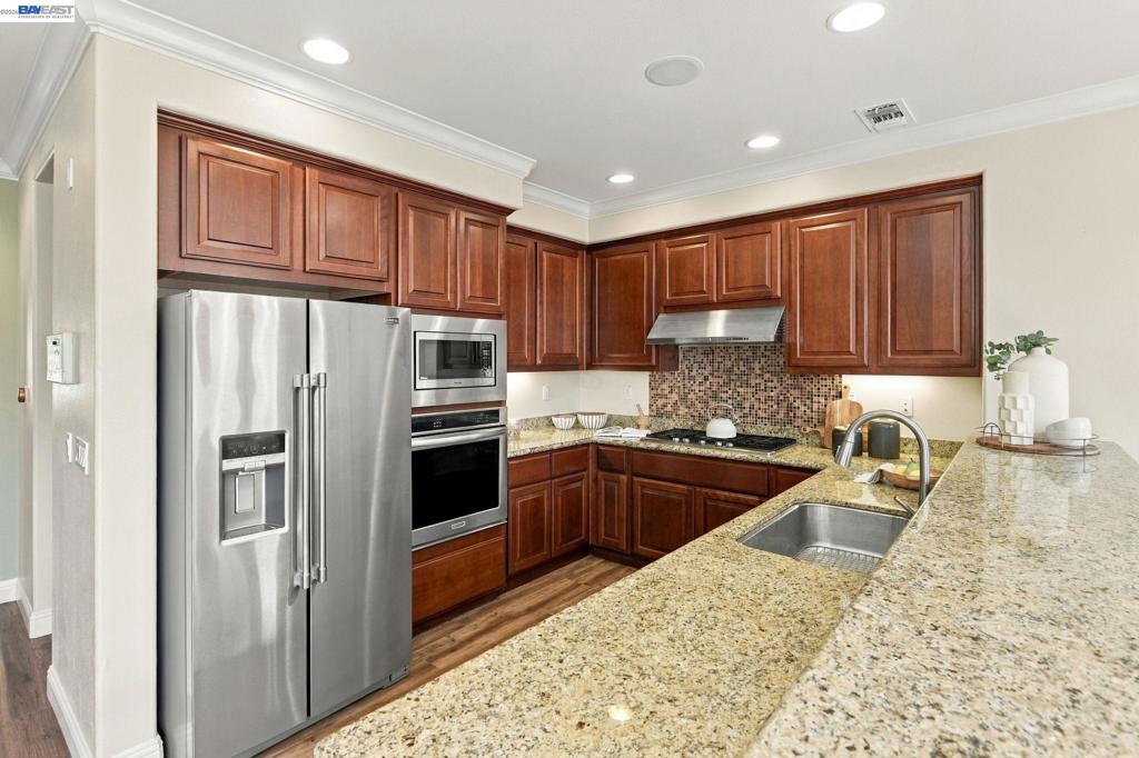 3538 Capoterra Way Property Photo 14