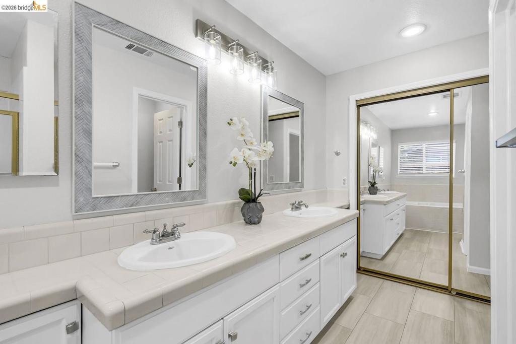9438 Tuscany Circle Property Photo 23