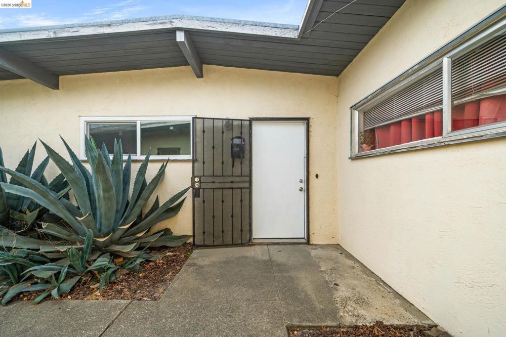 4501 Taft Ave Property Photo 1