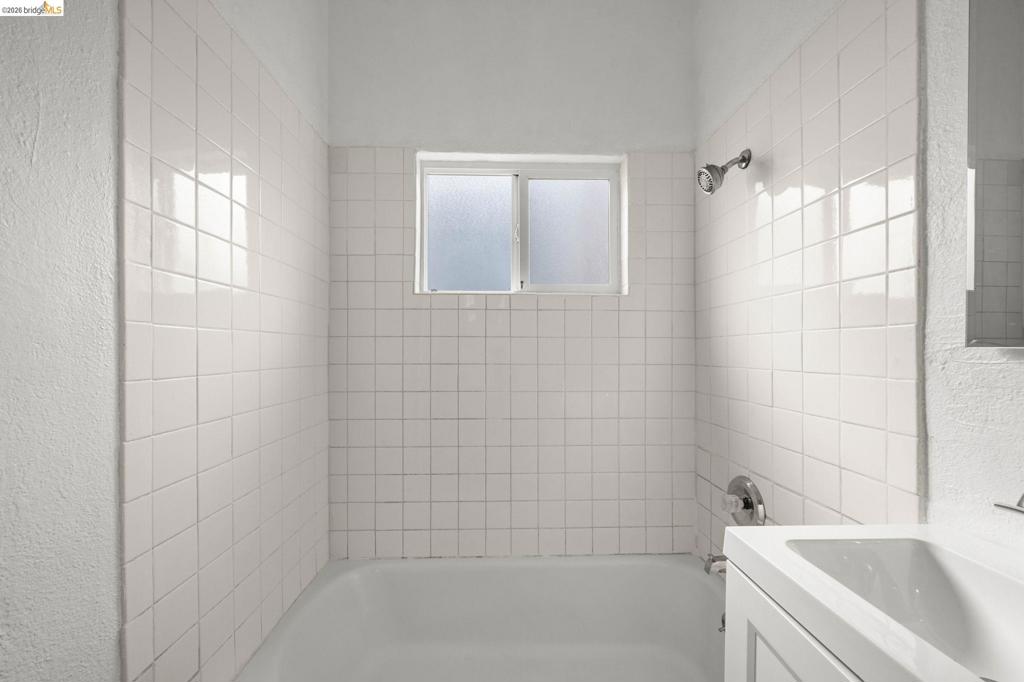 4501 Taft Ave Property Photo 20