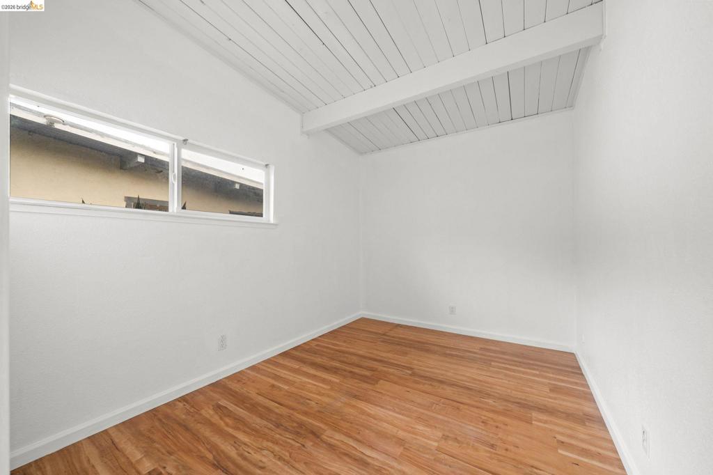 4501 Taft Ave Property Photo 21