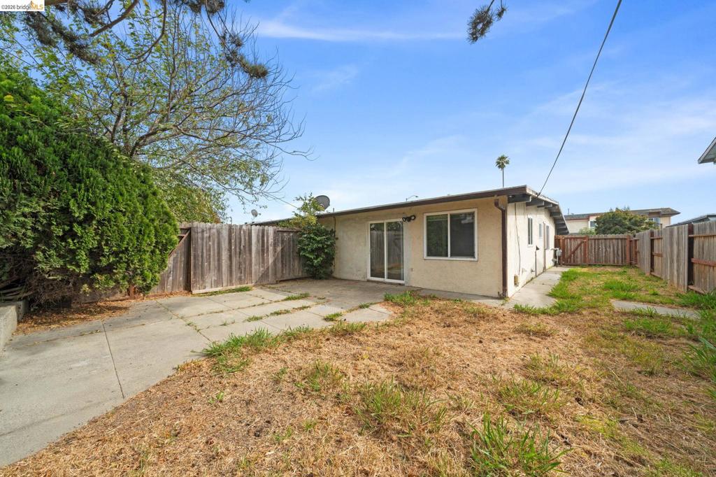 4501 Taft Ave Property Photo 25
