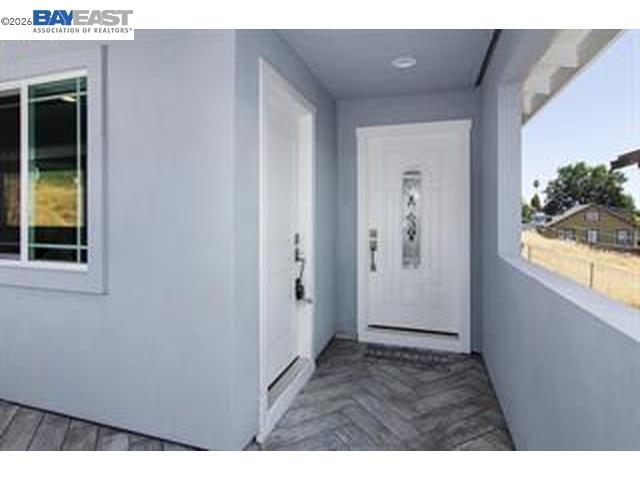 2060 Miramonte Ave Property Photo 2