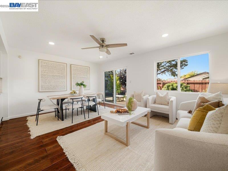 7711 Firebrand Dr Property Photo 7