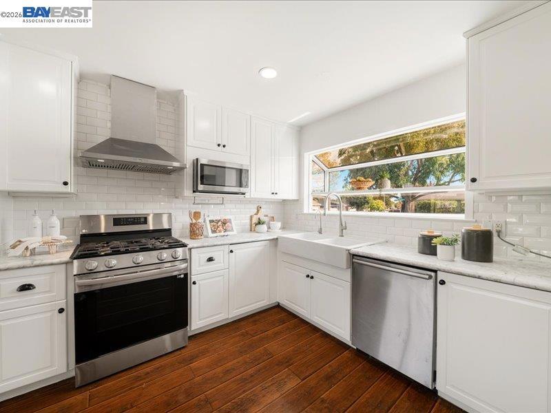 7711 Firebrand Dr Property Photo 12