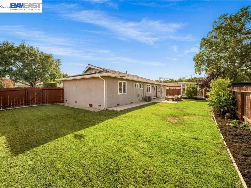 7711 Firebrand Dr Property Photo 30