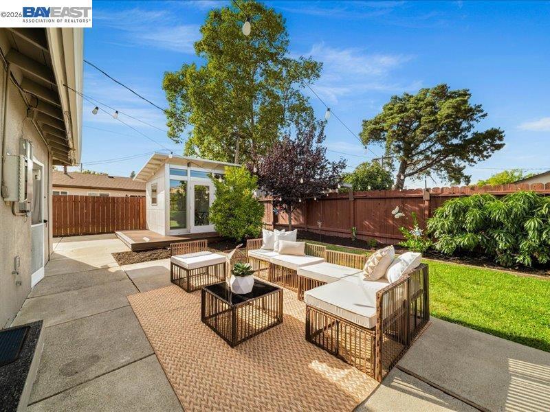 7711 Firebrand Dr Property Photo 32