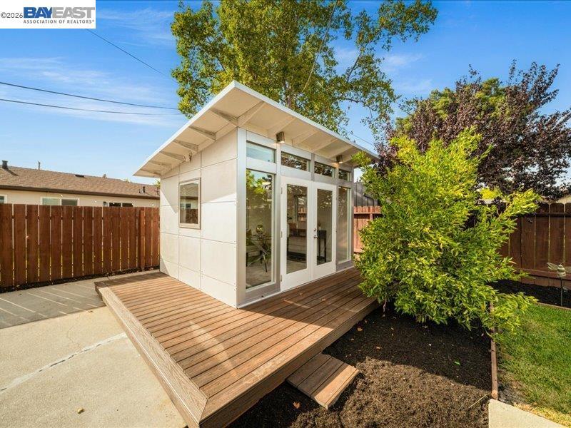 7711 Firebrand Dr Property Photo 34