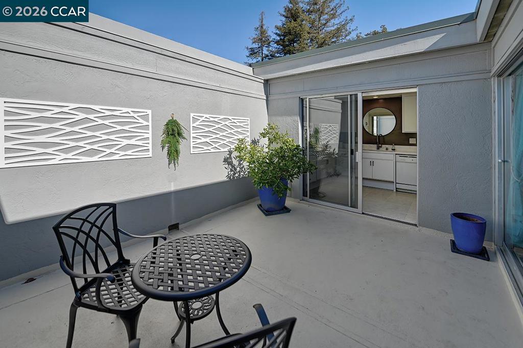 1108 Skycrest Dr 2 Property Photo 12