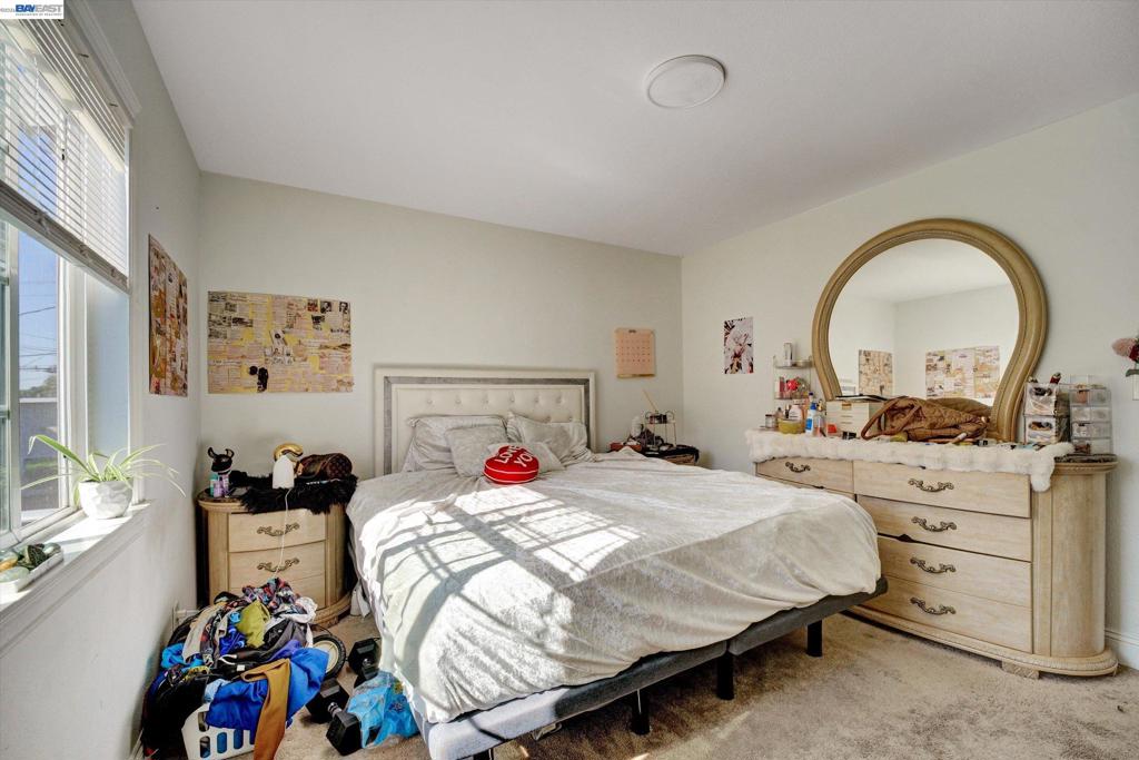 123 Euclid Property Photo 16